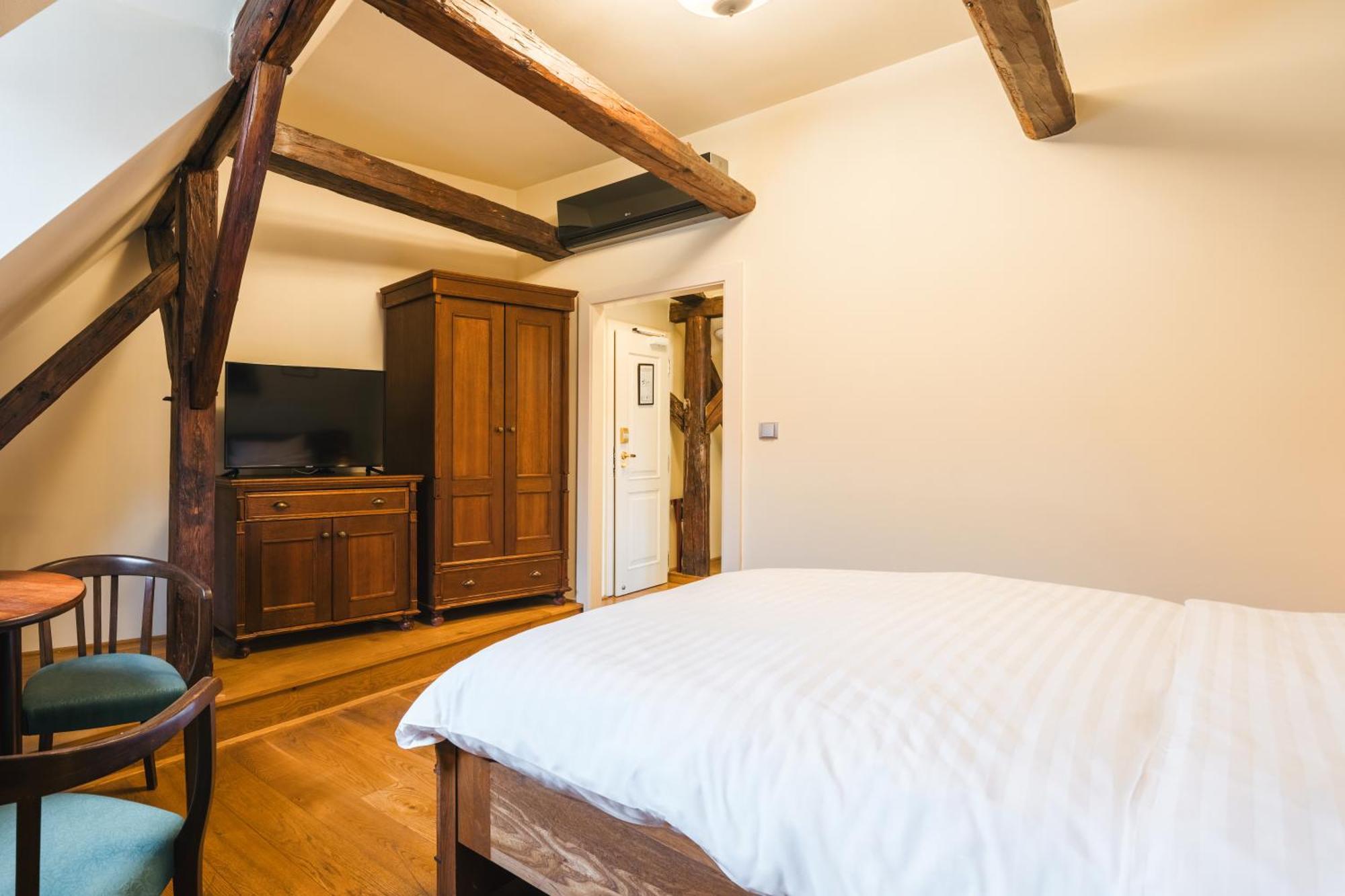 Český Krumlov Hotel Latran מראה חיצוני תמונה