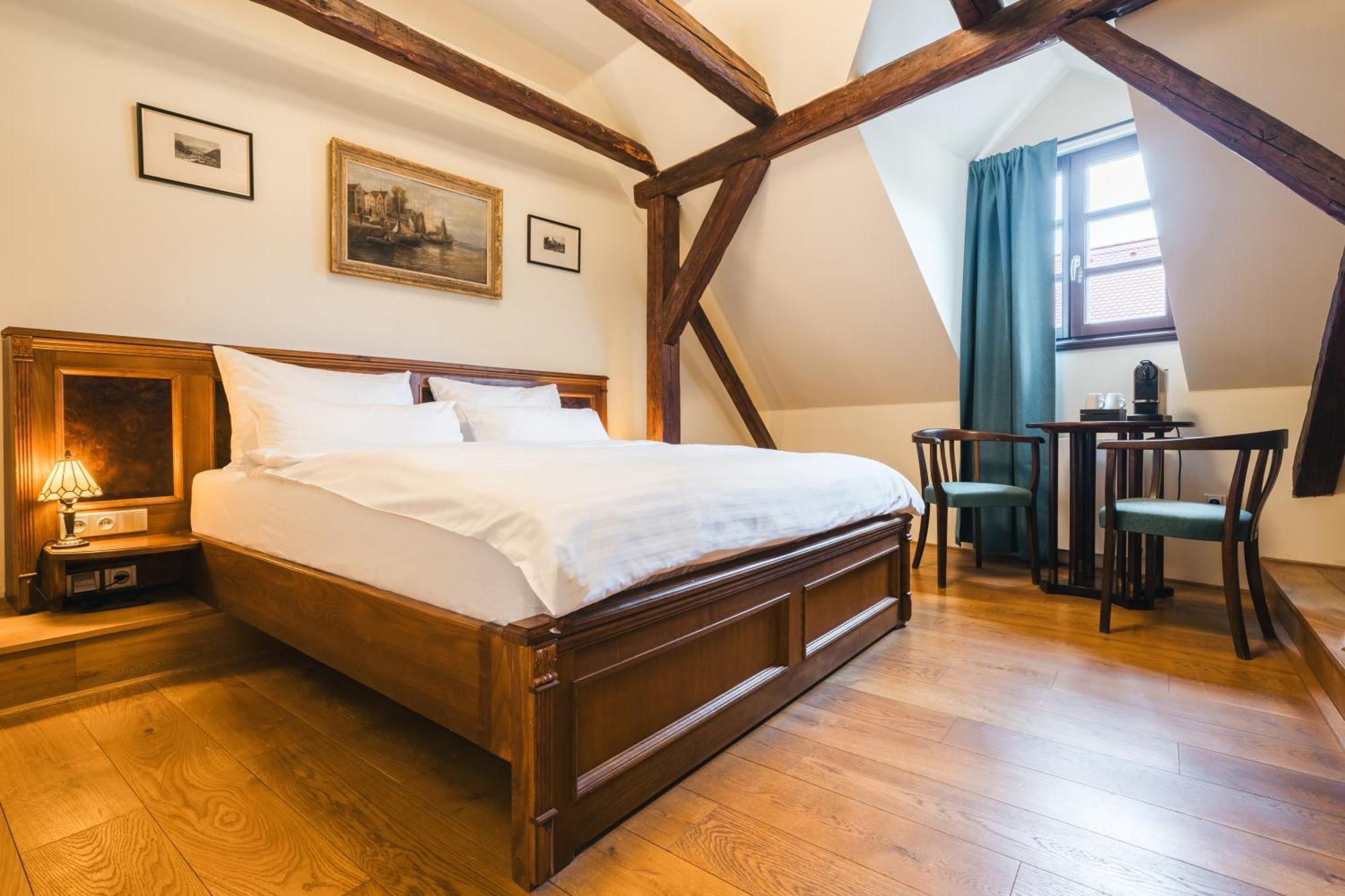 Český Krumlov Hotel Latran מראה חיצוני תמונה