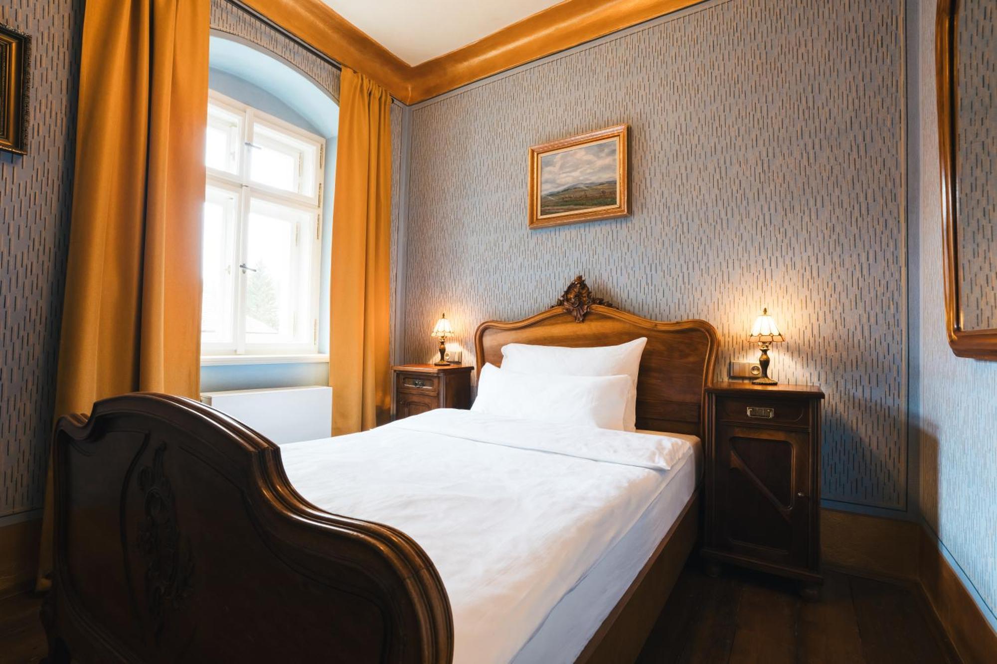 Český Krumlov Hotel Latran מראה חיצוני תמונה