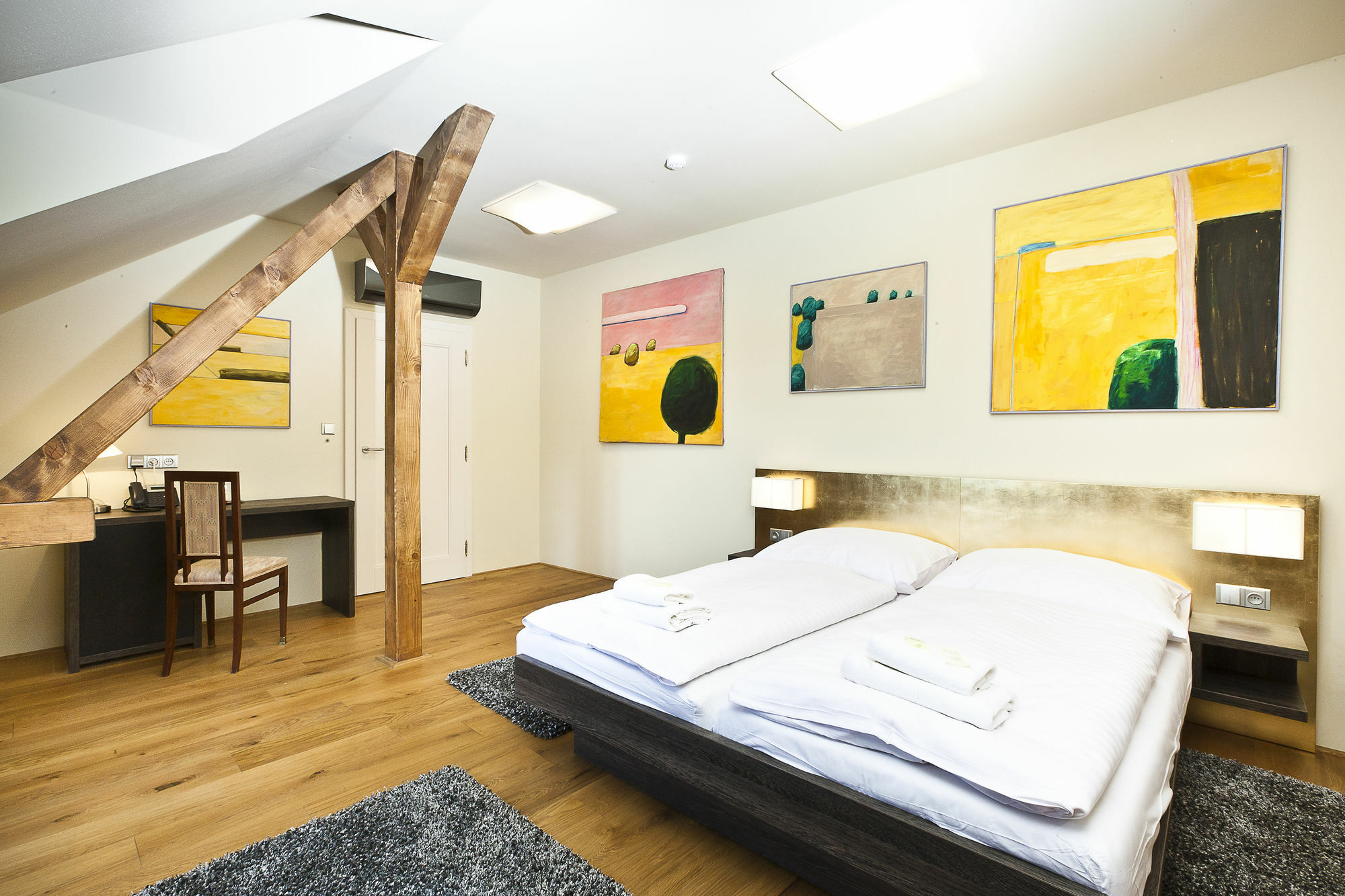 Český Krumlov Hotel Latran מראה חיצוני תמונה